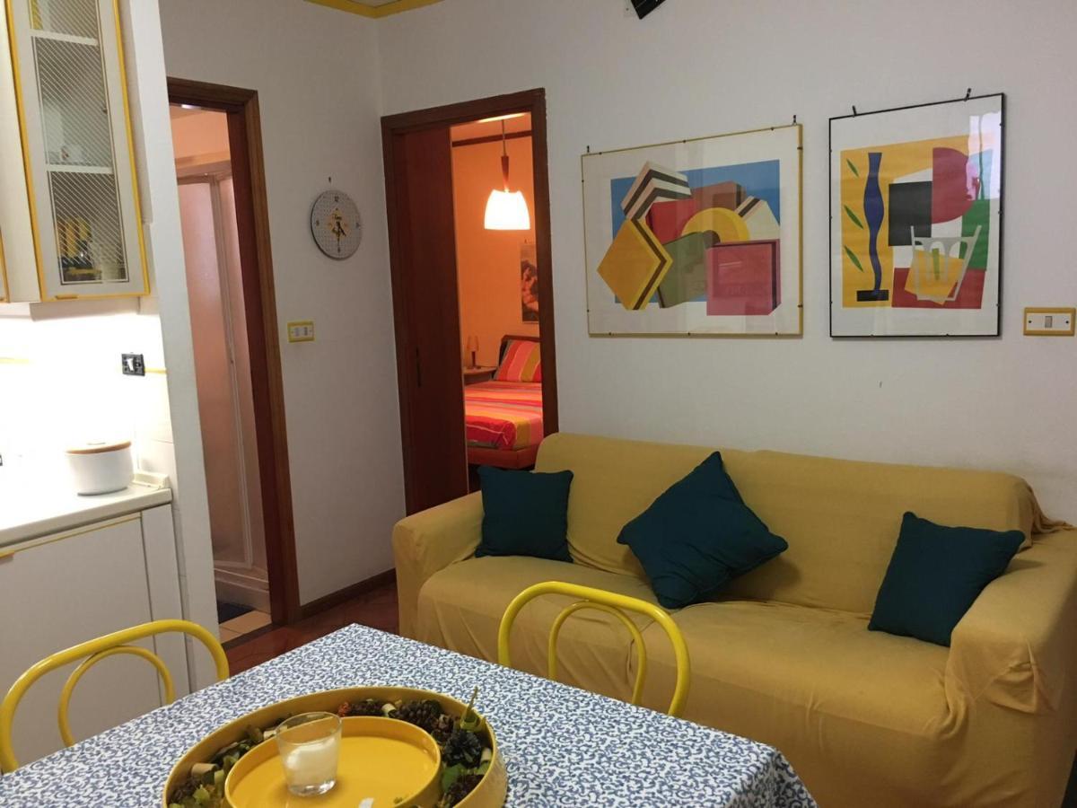 Da Alfio Apartment Acireale Bagian luar foto