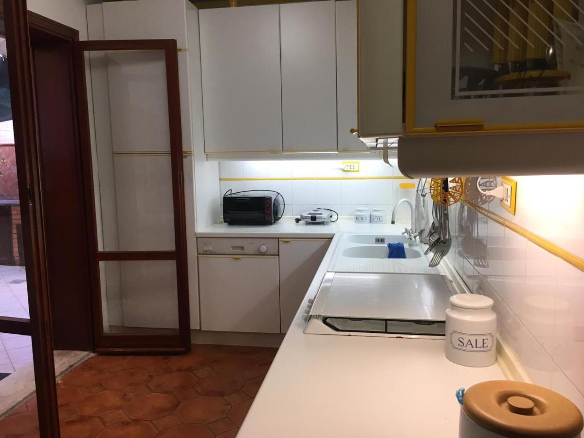 Da Alfio Apartment Acireale Bagian luar foto